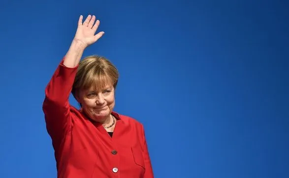Выспаться и погулять на свежем воздухе: Меркель рассказала о своих планах и мечтах на пенсии