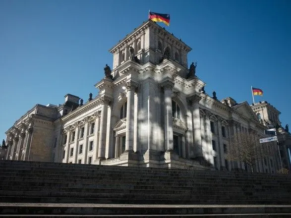 У Німеччині пропонують обмежити термін перебування при владі федерального канцлера