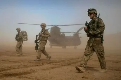 США відправили військові літаки до Афганістану для захисту виведення військ