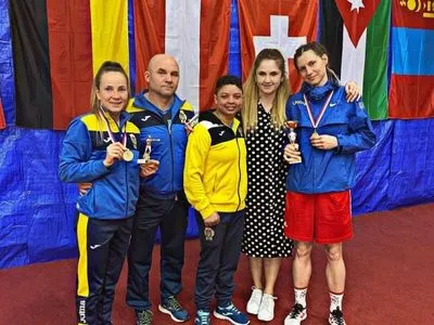 Украинки завоевали две медали на боксерском турнире в Чехии