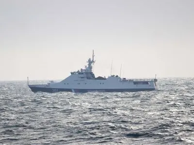 Под сопровождением судов с РФ корабли США и Украины провели учения в Черном море