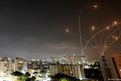 Израиль сообщил о запуске около 150 ракет из сектора Газа