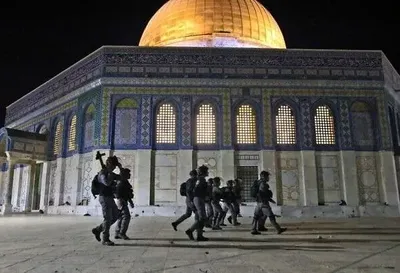 Сутички у Східному Єрусалимі: поліція закрила доступ на Храмову гору