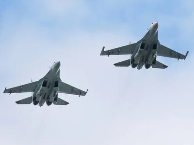 Российский истребитель перехватил самолеты ВВС Франции над Черным морем