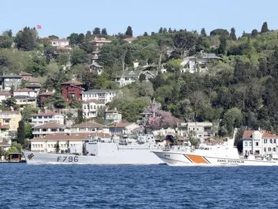 Чорноморський флот РФ "сів на хвіст" патрульному кораблю Франції в Чорному морі