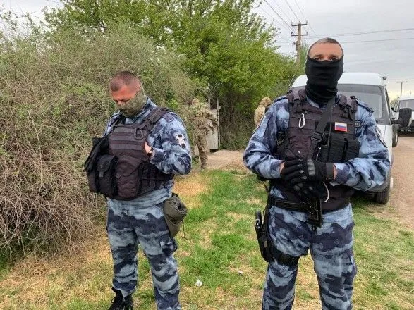 Очередные незаконные обыски и задержания в оккупированном Крыму: возбуждено дело