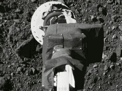 Космічний зонд NASA покинув орбіту астероїда Бенну і повертається на Землю
