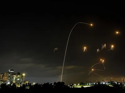 У ХАМАС заявили про запуск 130 ракет у напрямку трьох ізраїльських міст