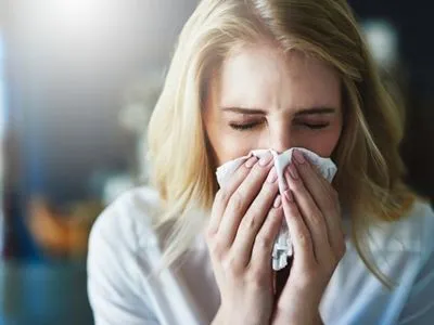 Як вижити, коли все зацвіло: науковець розповів, що допомагає полегшити сезонну алергію