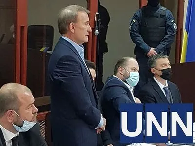 Избрание меры пресечения Медведчуку: под судом произошла стычка