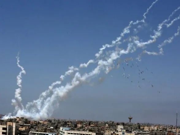 ХАМАС начал новые ракетные обстрелы южных городов Израиля: детали