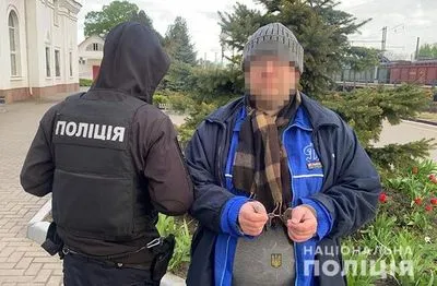 Зарезал и расчленил собственную мать: киевлянину готовят подозрение за жуткое убийство