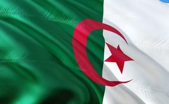 З 1 червня Алжир відкриє усі кордони