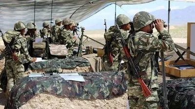 Азербайджанская армия начала масштабные военные учения