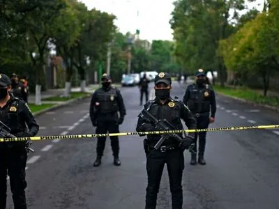 В Мексике тела девятерых человек найдены в автофургоне