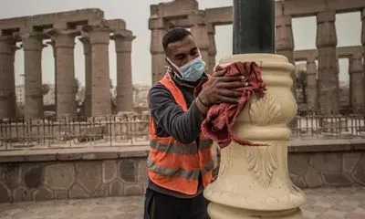 Египет продолжил карантин до 31 мая, но открывает парки и пляжи