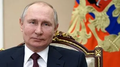 Путин пригрозил "выбить зубы" всем иностранным агрессорам