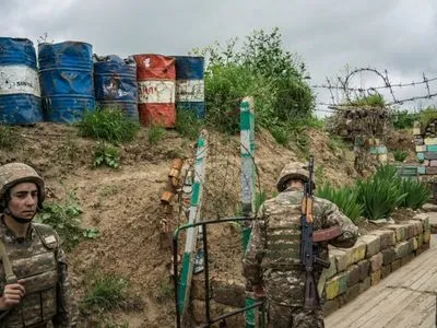 Армения сделала предупредительные выстрелы на азербайджанской границе
