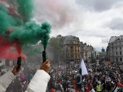 В Великобритании тысячи палестинцев протестовали против военных ударов Израиля