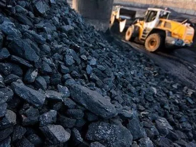 Країни G7 погоджуються припинити підтримку видобутку вугілля за кордоном