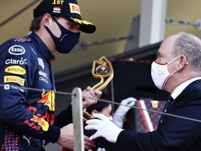 Пилот "Ред Булл" победил на Гран-При "Формулы-1" в Монако