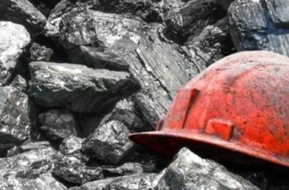 В Китае шесть горняков оказались под завалом в результате обрушения шахты