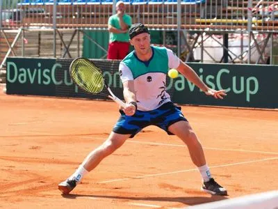 Украинский теннисист одержал вторую победу на старте отбора на "Ролан Гаррос"