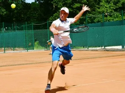 Теннис: украинец выиграл первый профессиональный турнир в карьере