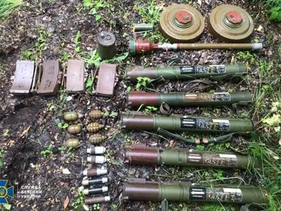 В Луганской области нашли схрон боевиков с минами, запрещенными международными договорами
