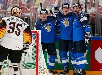 Хоккей: определились финалисты чемпионата мира в Латвии