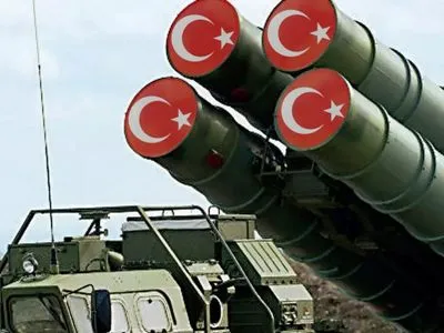 Глава МЗС Туреччини виключив загрозу російських С-400 для НАТО