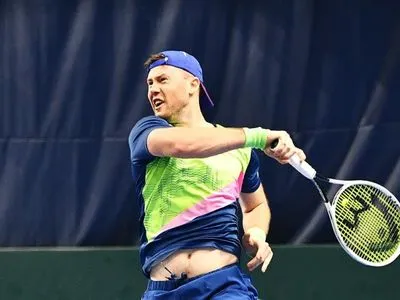Теннис: Марченко получил выигрыш на старте турнира в Великобритании