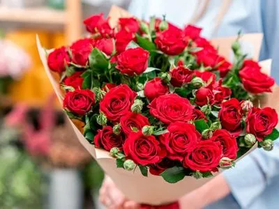 Красота с доставкой: выгоды и преимущества заказа цветов онлайн