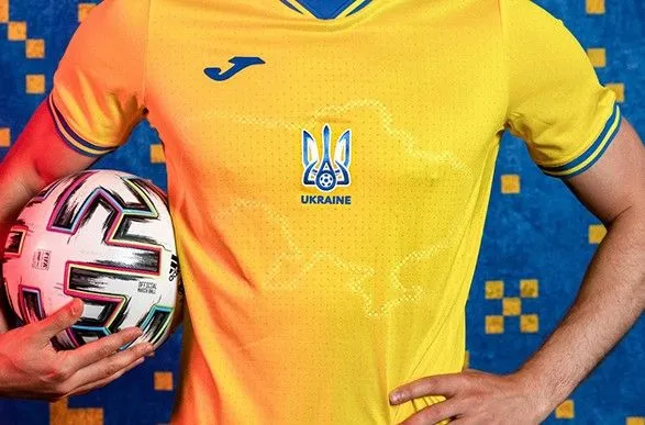 УЄФА просять збірну України прикривати слоган "Героям Слава!"