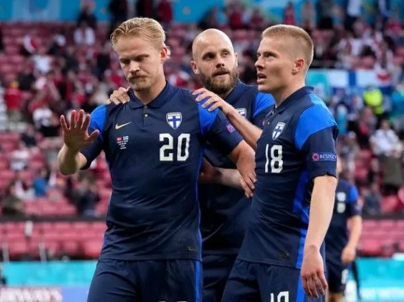 Сборная Финляндии обыграла Данию в восстановленной игре на Евро-2020