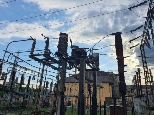 В Одессе после взрыва на электроподстанции часть города осталась без воды и света