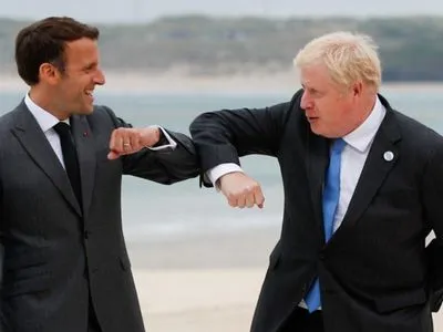 На саммите G7 Макрон и Джонсон поссорились из-за комментариев касательно британских границ - Telegraph