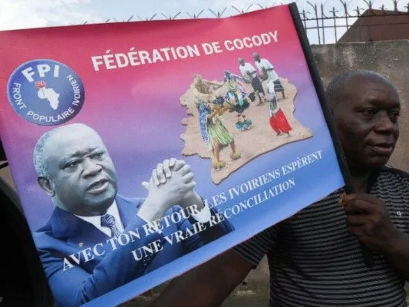 Колишній президент Кот-д'Івуару повернувся додому після десятиліття вигнання