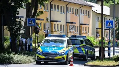 В Германии неизвестный мужчина устроил стрельбу: два человека погибли