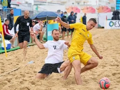 Сборная Украины по пляжному футболу одержала победу в матче-открытии Евролиги
