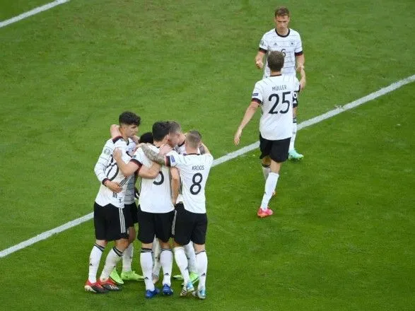 Германия обыграла Португалию в самом результативном матче Евро