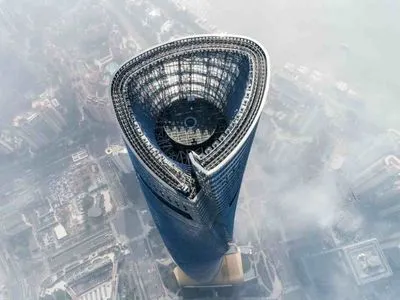 У Шанхаї відкрився найвищий у світі готель