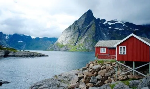 Норвегия переходит к третьему этапу ослабления карантина: что будет разрешено