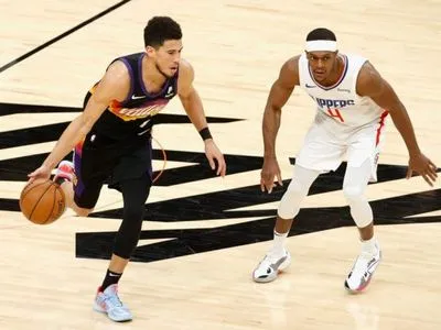 Баскетбол: "Финикс" победил на старте полуфинальной серии плей-офф НБА