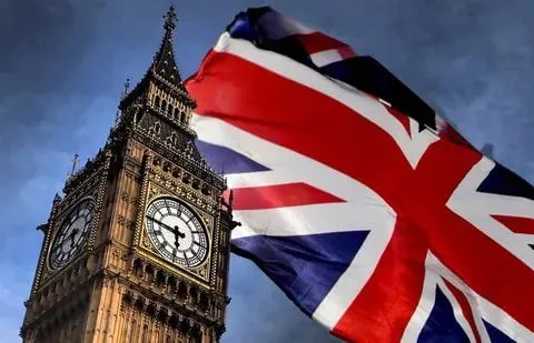 Великобритания расширила список стран, туристы из которых должны отбывать карантин после приезда