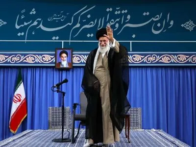Вищий керівник Ірану аятолла Алі Хаменеї зробив щеплення від COVID-19 вакциною місцевого виробництва