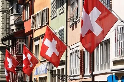 Швейцария отменила масочный режим
