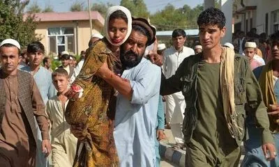 Тысячи афганских семей были вынуждены покинуть свои дома из-за боевых действий вблизи Кундуза