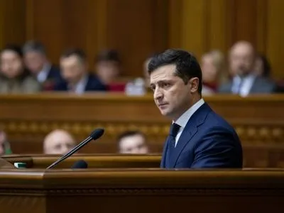 Зеленский заявил о внесении в ВР безотлагательного законопроекта о большом Гербе Украины