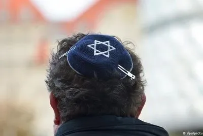 На тлі пандемії в Німеччині побільшало проявів антисемітизму